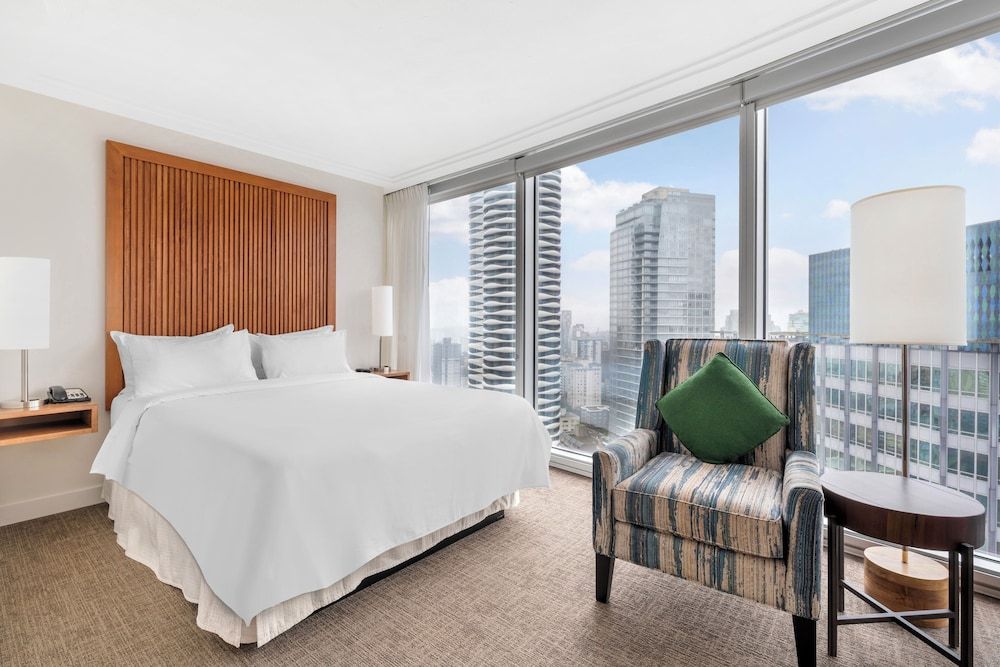 undefined Embarc Vancouver 3