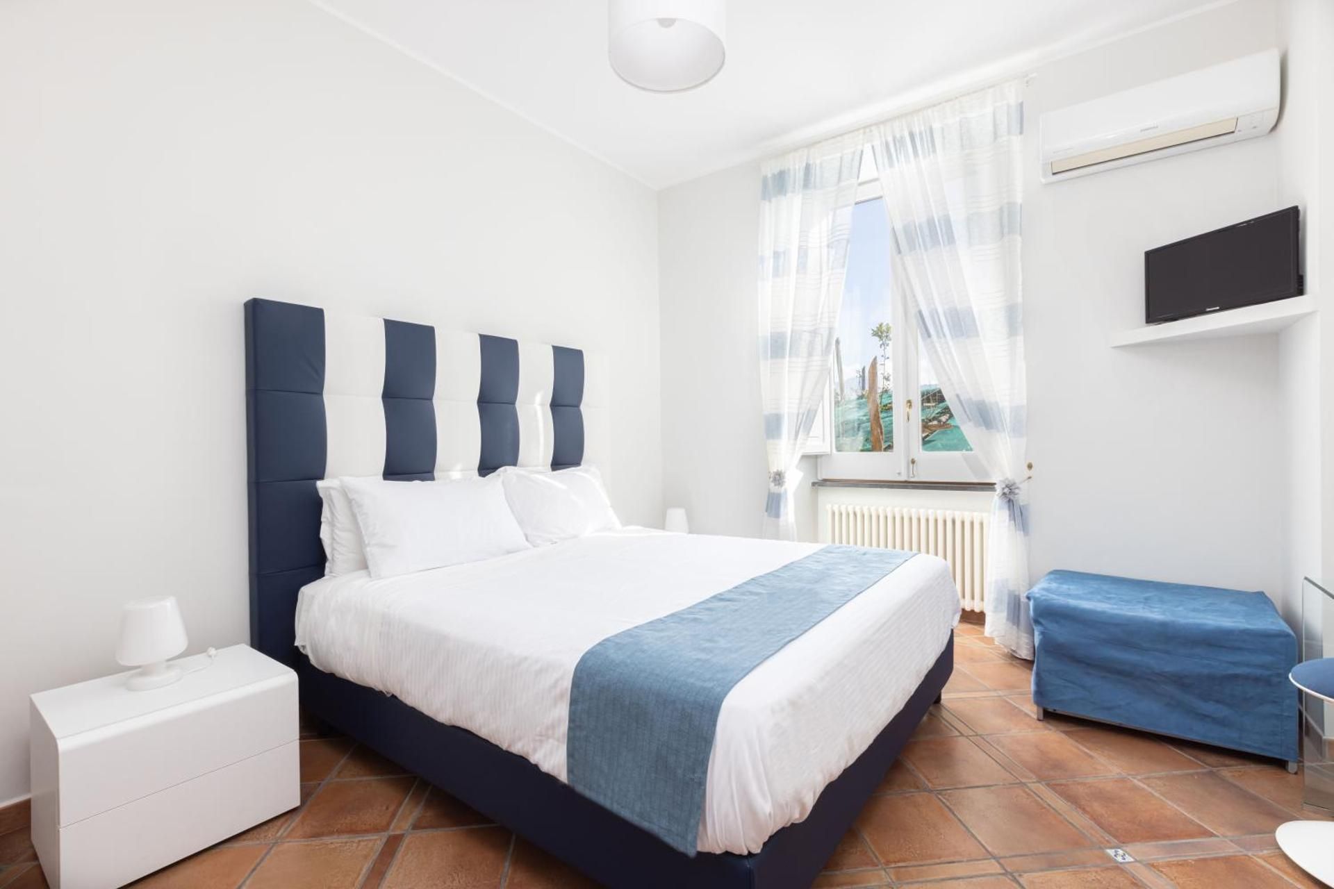 undefined Casale Antonietta 4