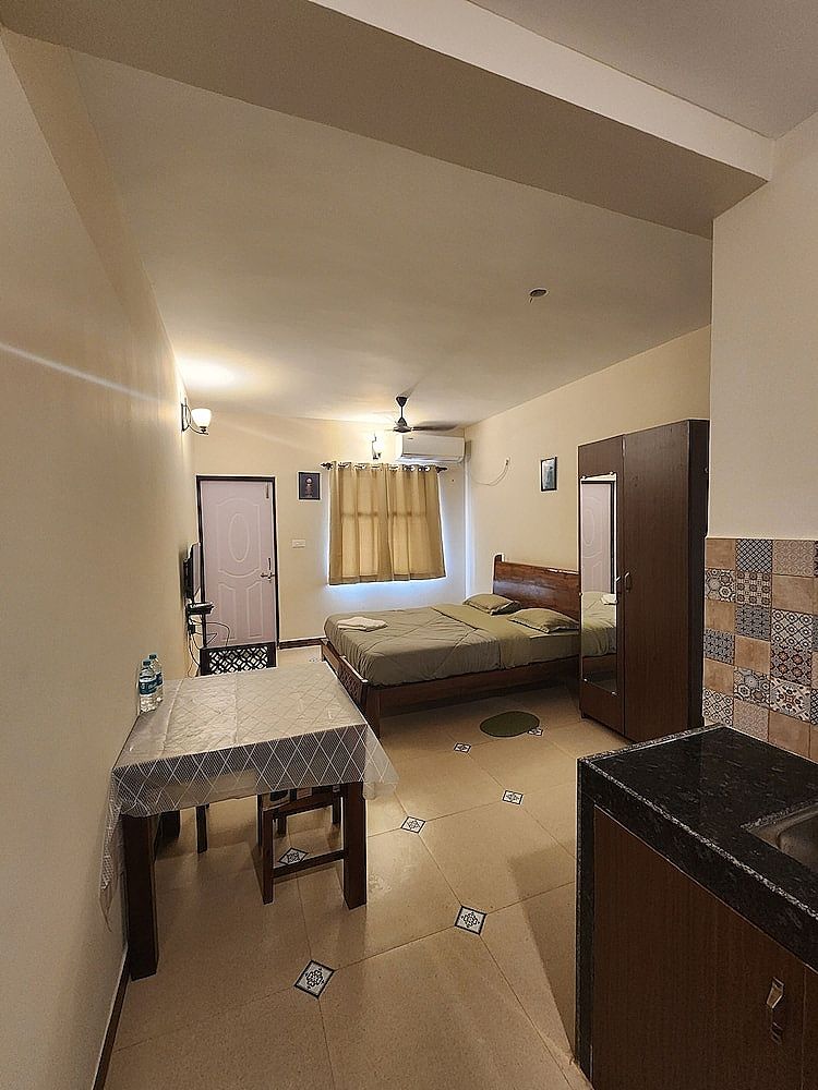 Coastal Suites Apart-Hotel Studio with Village View