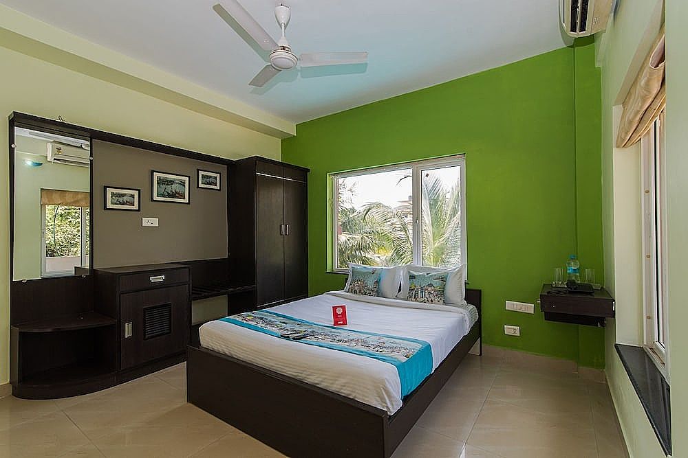 OYO 9913 Nova De Goa Double or Twin Room 2