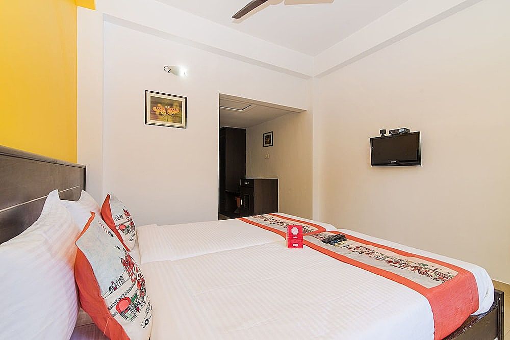 OYO 9913 Nova De Goa Double or Twin Room 8