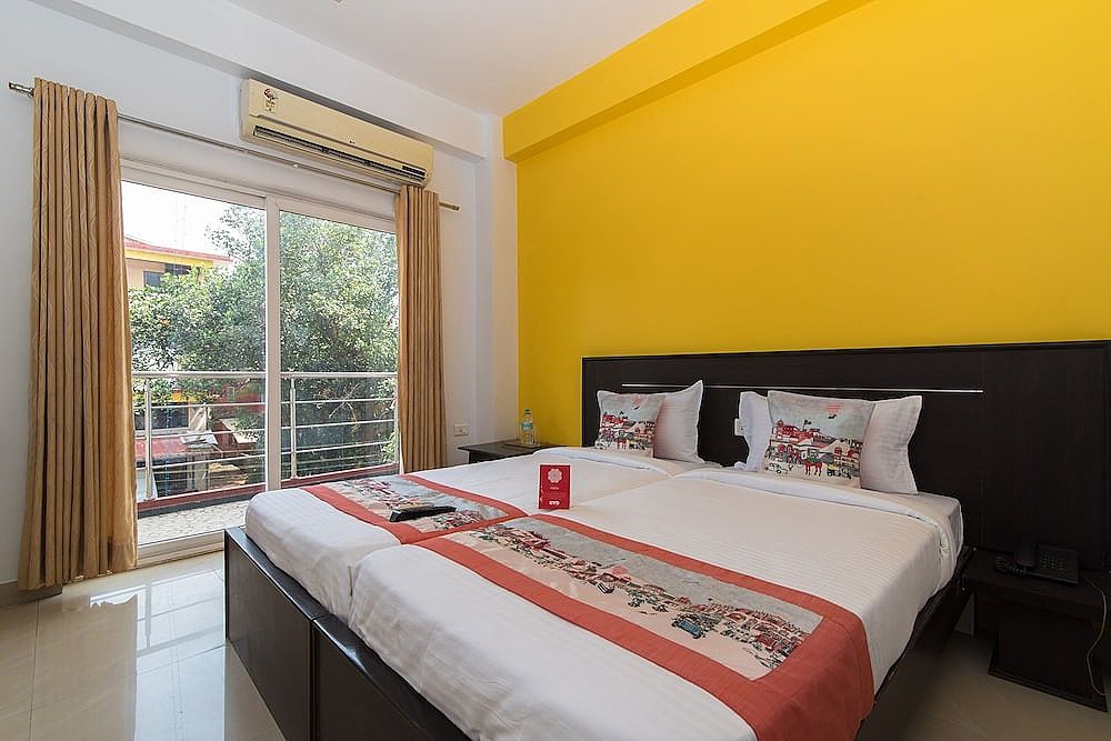OYO 9913 Nova De Goa Double or Twin Room 3