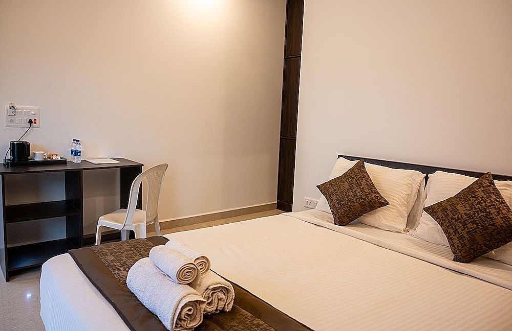 Aaria Hills Superior Double Room 6