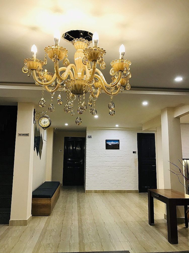 undefined The Grand AriView - A Collection Hotel 3