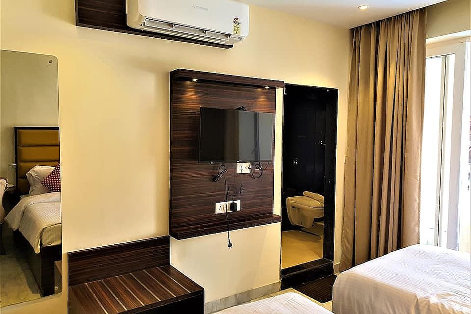 Shanti Solitaire Goa Deluxe City View Room 10