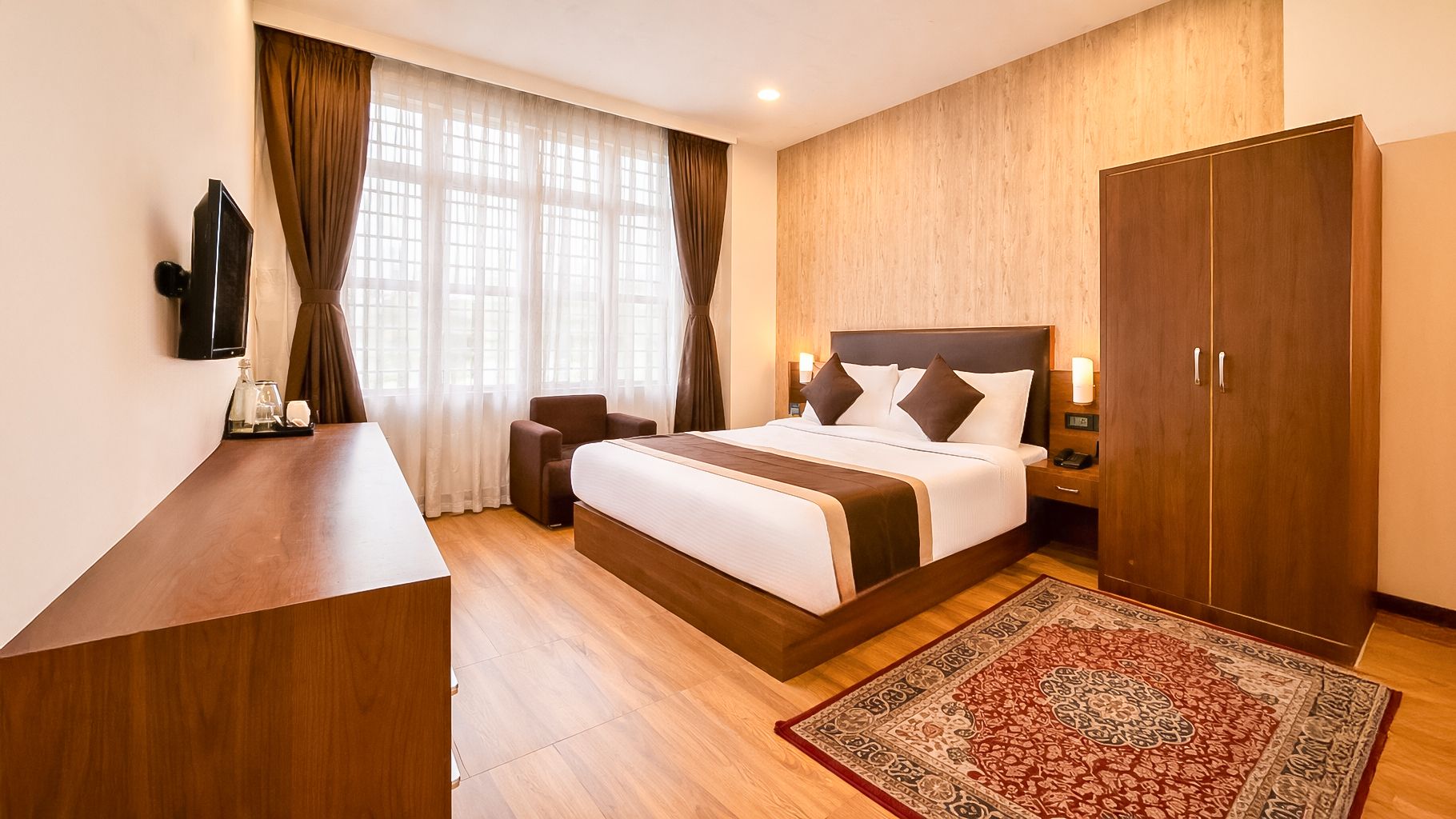SUMITEL  SHANGRILA Deluxe Double  5