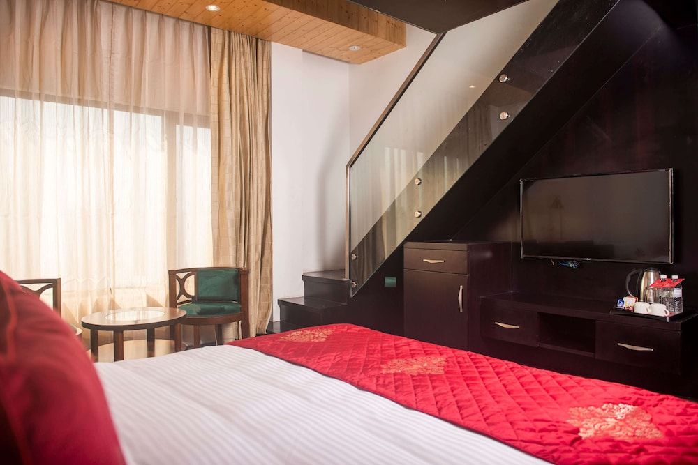 Ramada by Wyndham Gangtok Hotel & Casino Golden Duplex, Valley View 2
