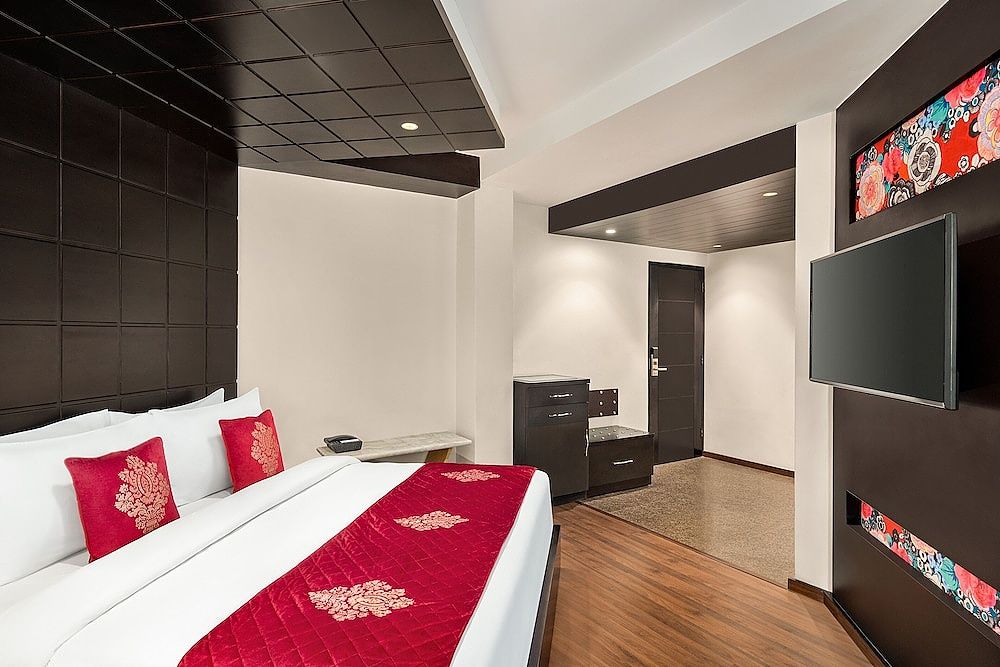 Ramada by Wyndham Gangtok Hotel & Casino Golden 1 King Bed, City View, Non-Smoking 3