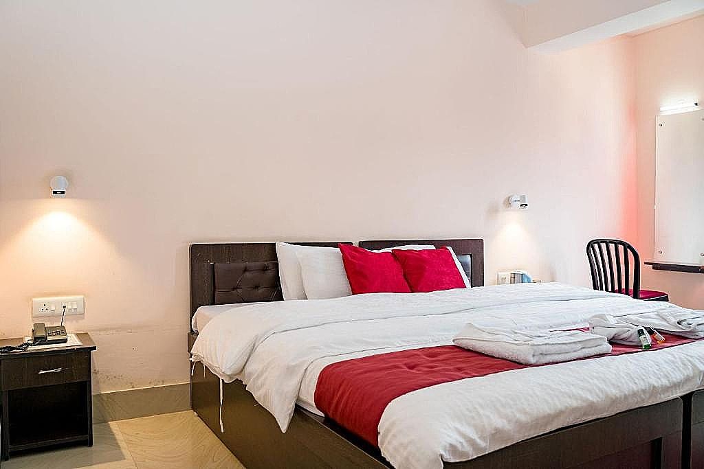 The Bankhim Residency Comfort Queen With Mountain view 5