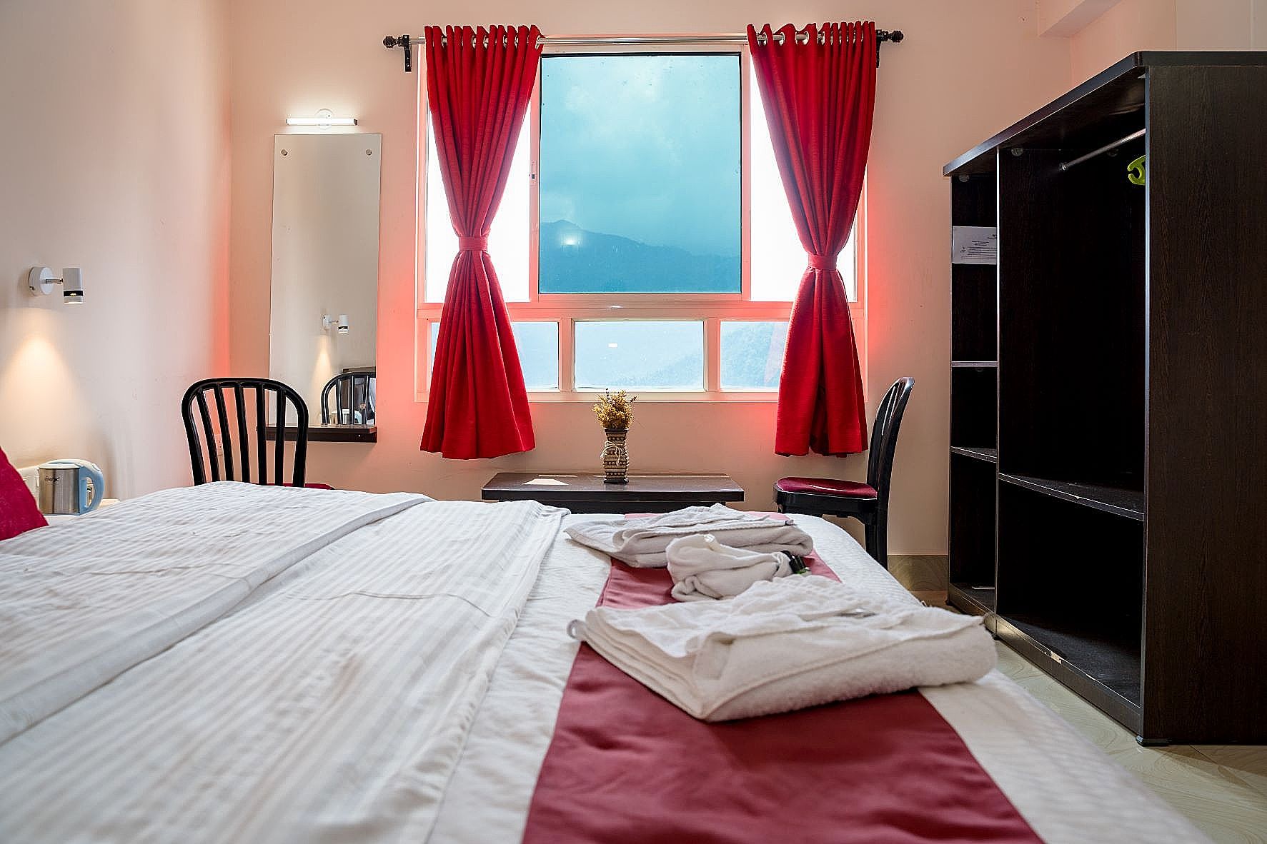 The Bankhim Residency Comfort Queen With Mountain view 7