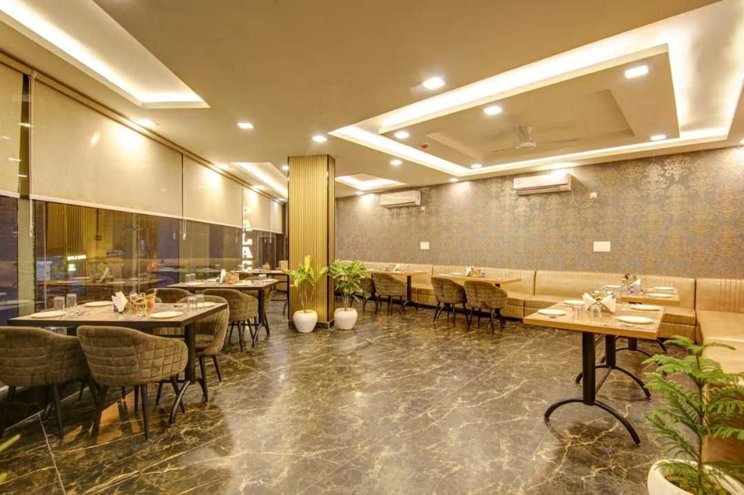 undefined Hotel Deluxe Stay Inn 4