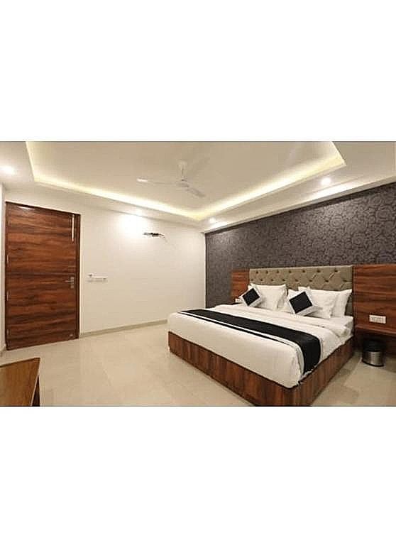 undefined Hotel Deluxe Stay Inn 9