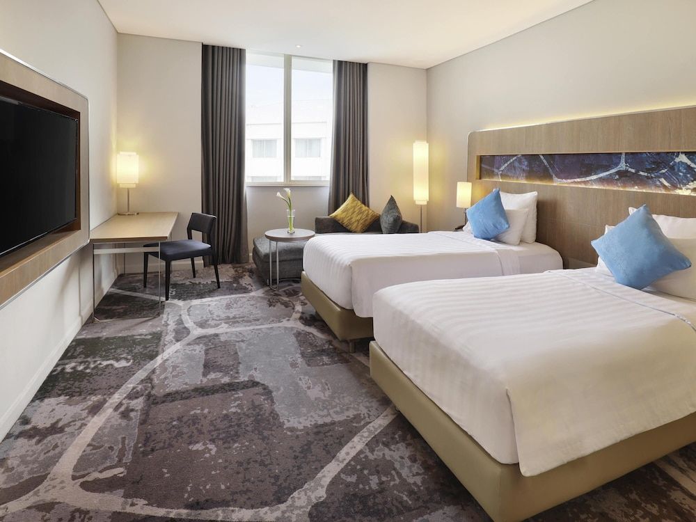 undefined Novotel Jakarta Mangga Dua Square Hotel 4