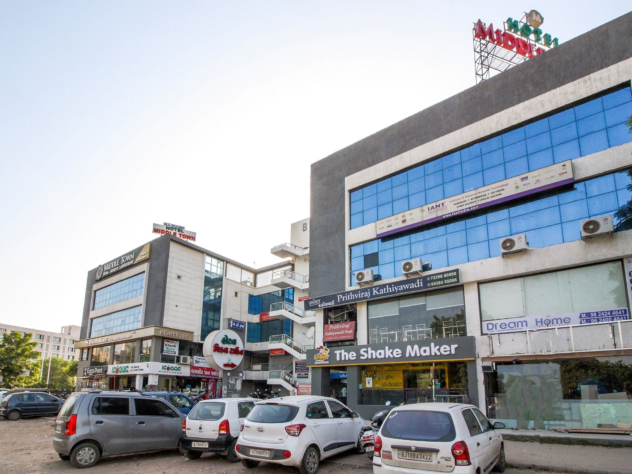 undefined Hotel Middle Town 6