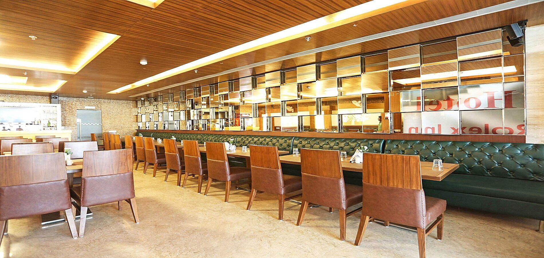 undefined Hotel Rolex Inn 2