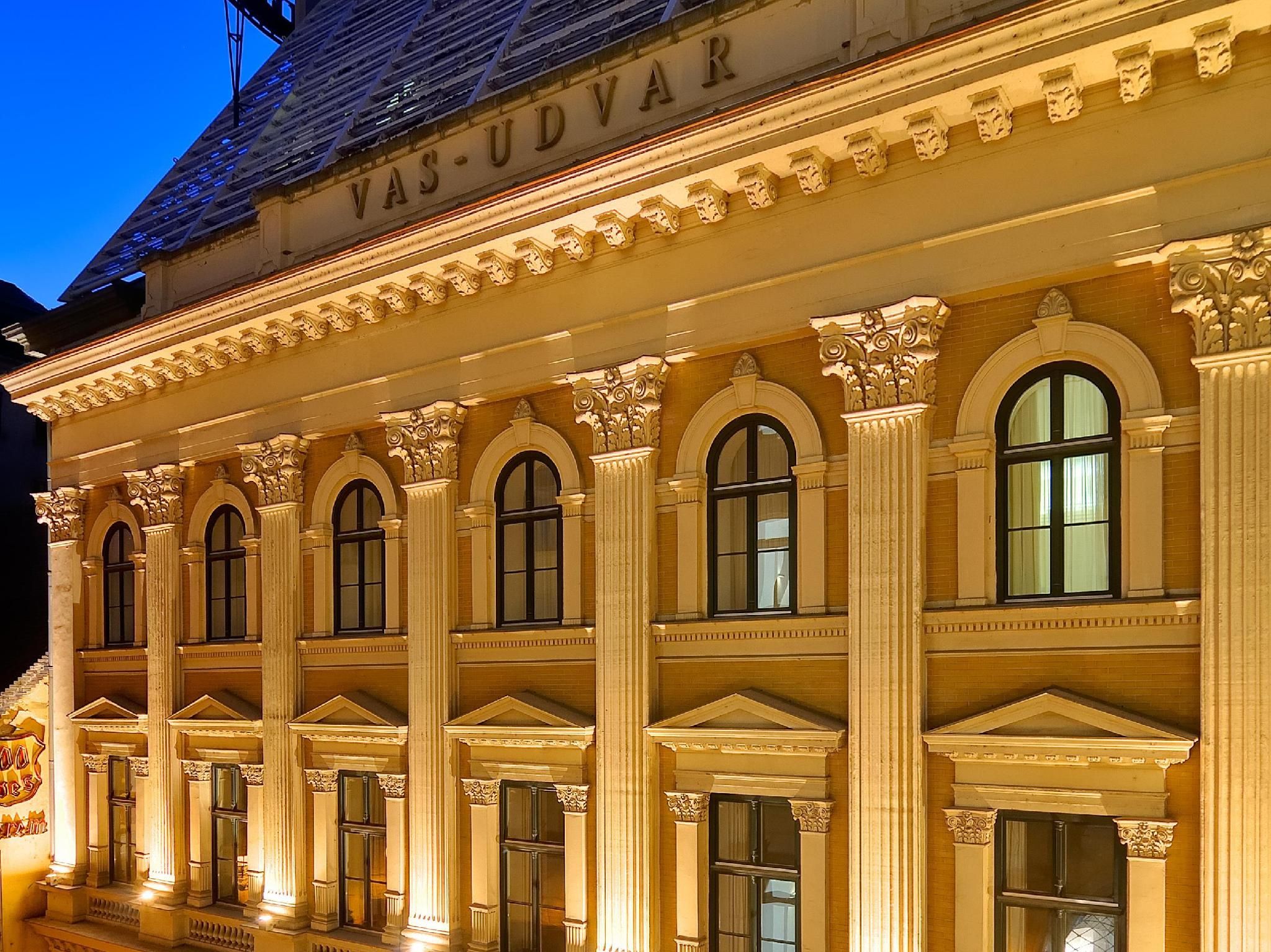 undefined Millennium Court, Budapest - Marriott Executive Apartments 2