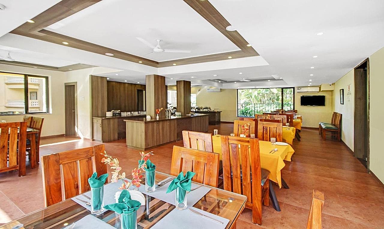 Food & Dining