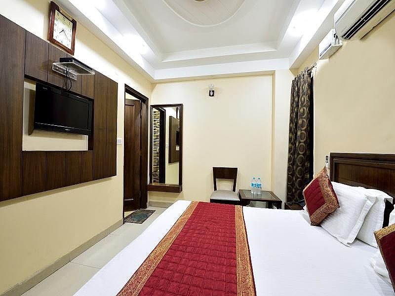 Deluxe Room Grand