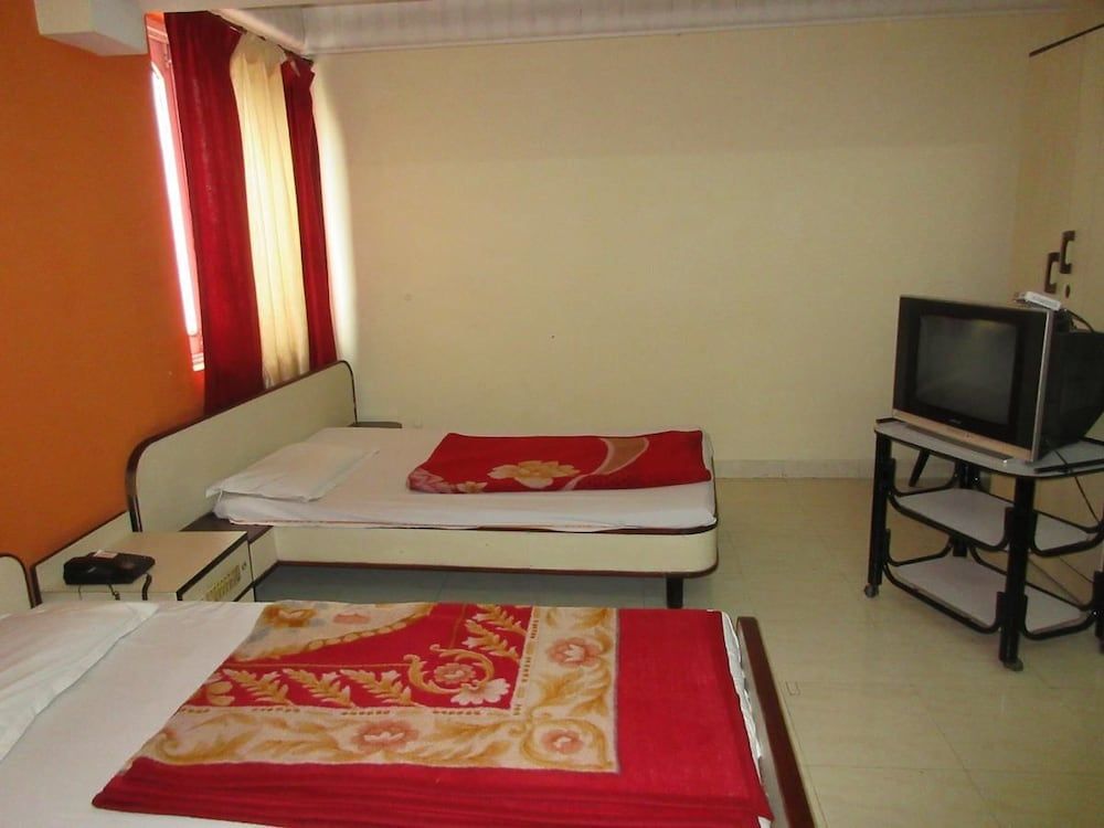 undefined Hotel Sheela International 8