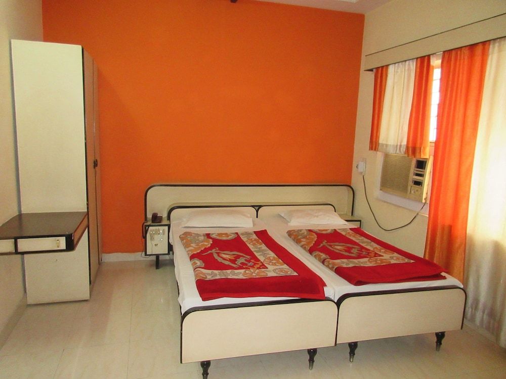 undefined Hotel Sheela International 5