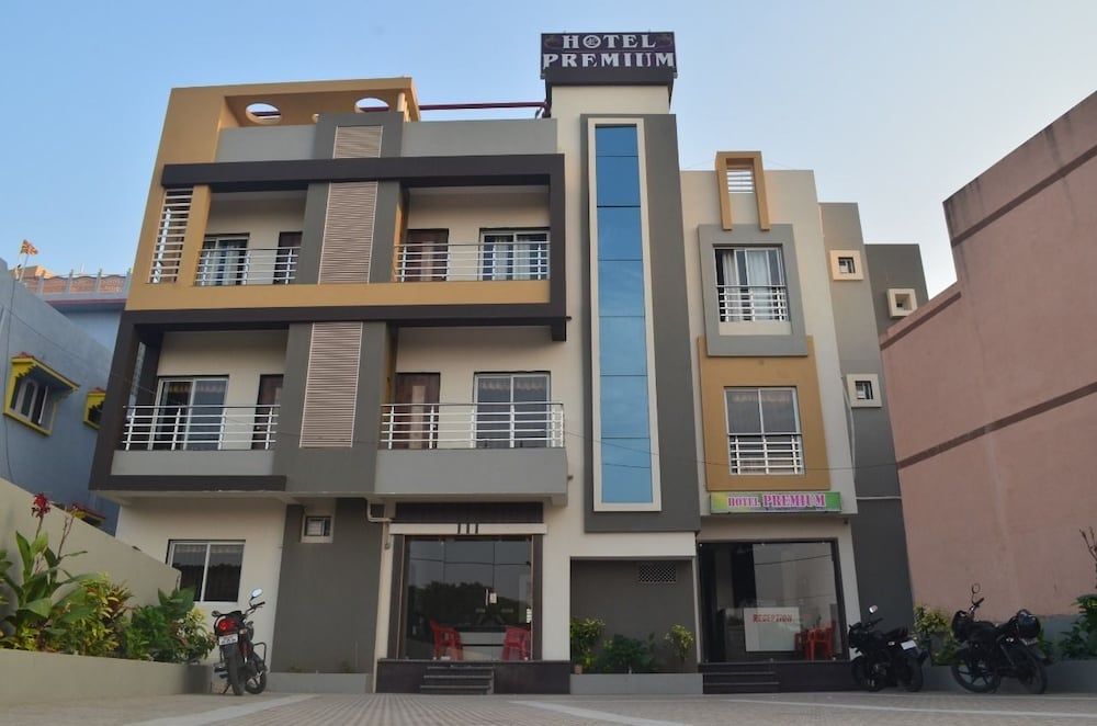 undefined Hotel Premium