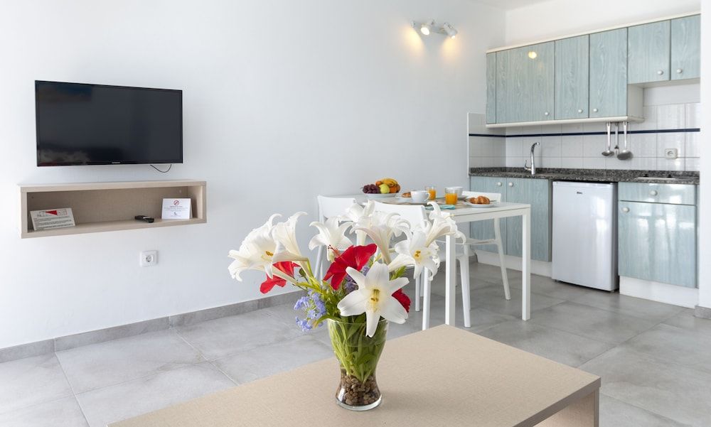 Standard Apartment (1 Adult and 1 Child)