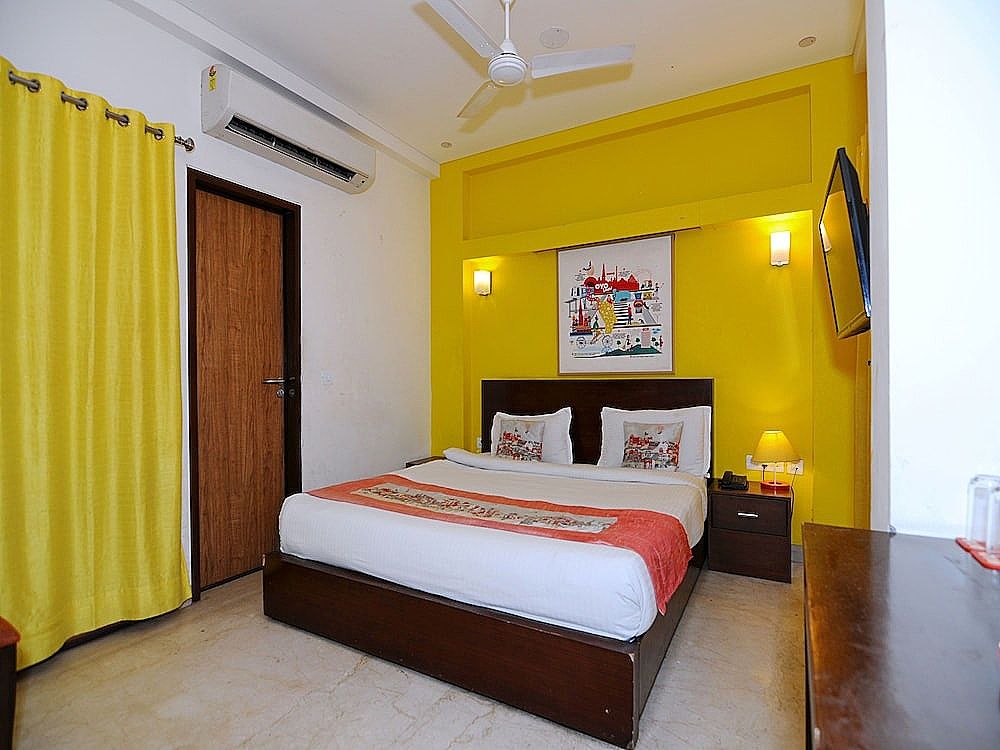 OYO Flagship 494 East of Kailash Premium Double Room, 1 Bedroom, Private Bathroom 8