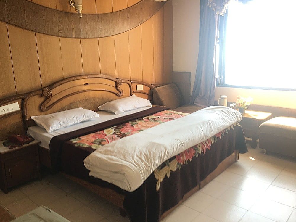 Hotel Sahiwa Deluxe Room 28