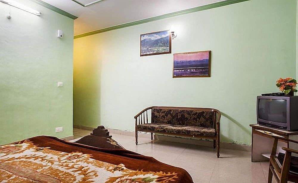 Hotel Sahiwa Deluxe Room 7