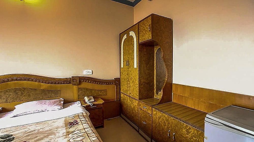 Hotel Sahiwa Deluxe Room 18