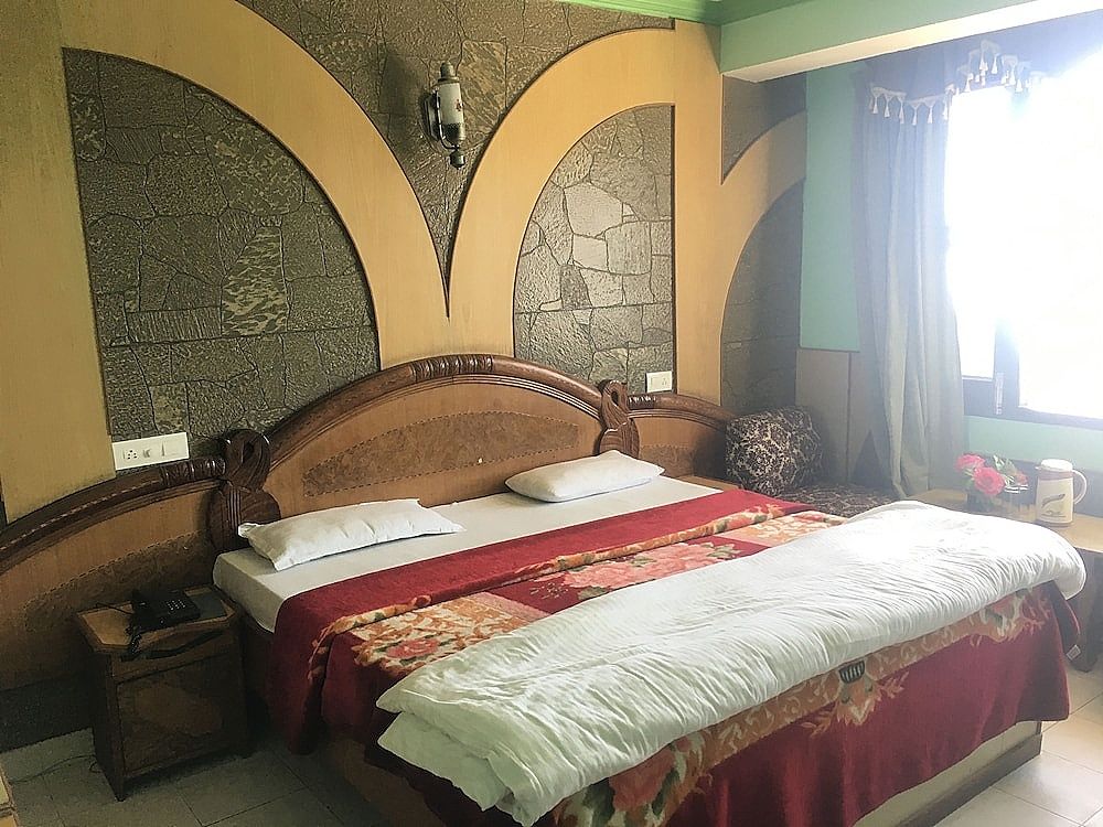 Hotel Sahiwa Deluxe Room 26