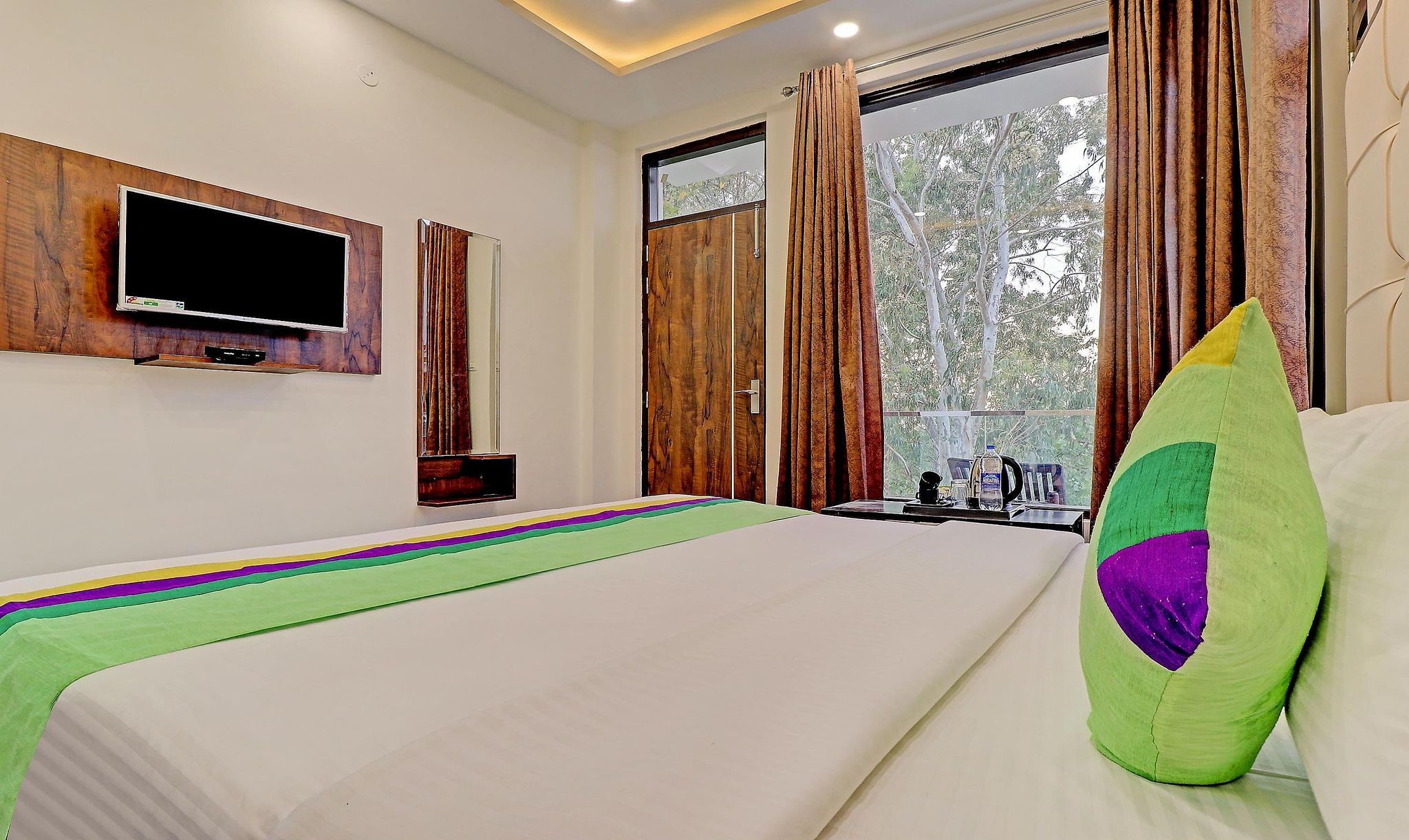 Treebo Ortus Residency Standard Double Room 11