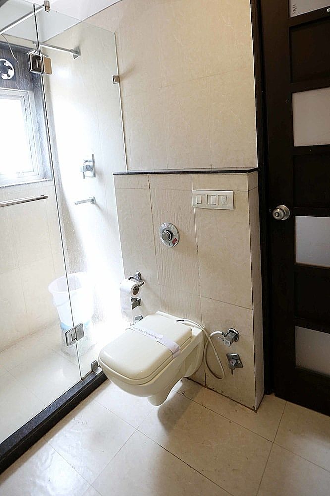 OYO 411 Hotel Relaxinn Standard Double or Twin Room, 1 Double Bed 12