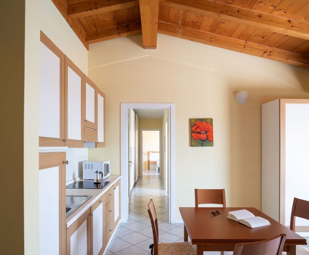 Le Terrazze Sul Lago Residence & Hotel Standard Suite, 2 Bedrooms, Balcony, Lake View 14