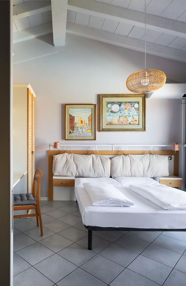 Le Terrazze Sul Lago Residence & Hotel Superior Suite, 1 Bedroom, Terrace, Lake View 3