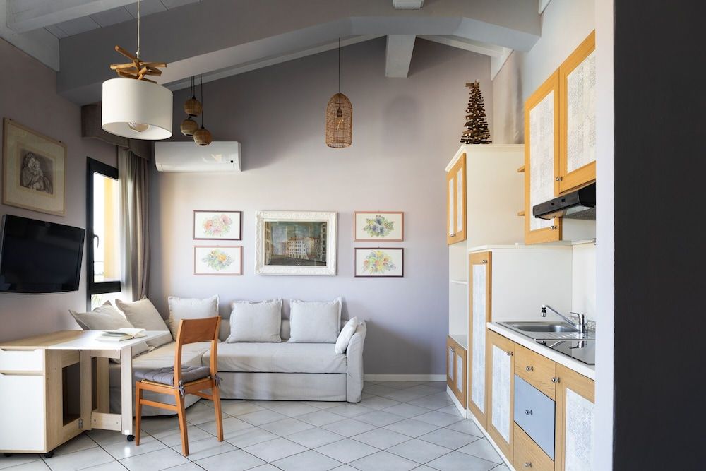 Le Terrazze Sul Lago Residence & Hotel Superior Suite, 1 Bedroom, Terrace, Lake View 12