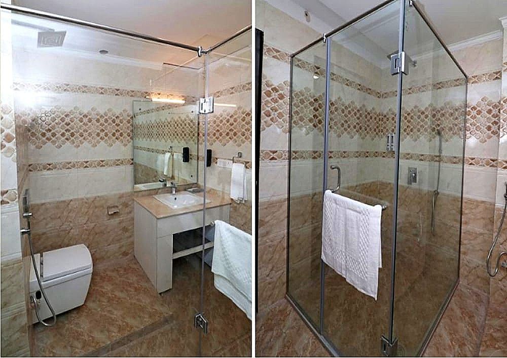 Royal Castle Dharamshala Deluxe without balcony 17