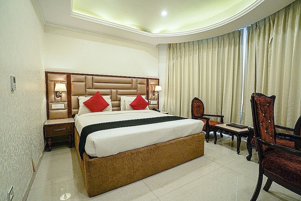 Royal Castle Dharamshala Deluxe without balcony 10