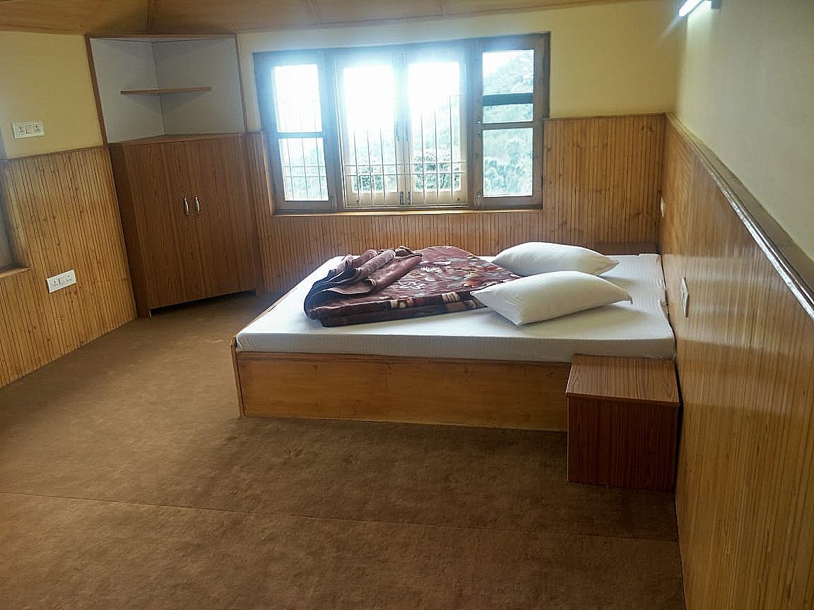 Cottage Room
