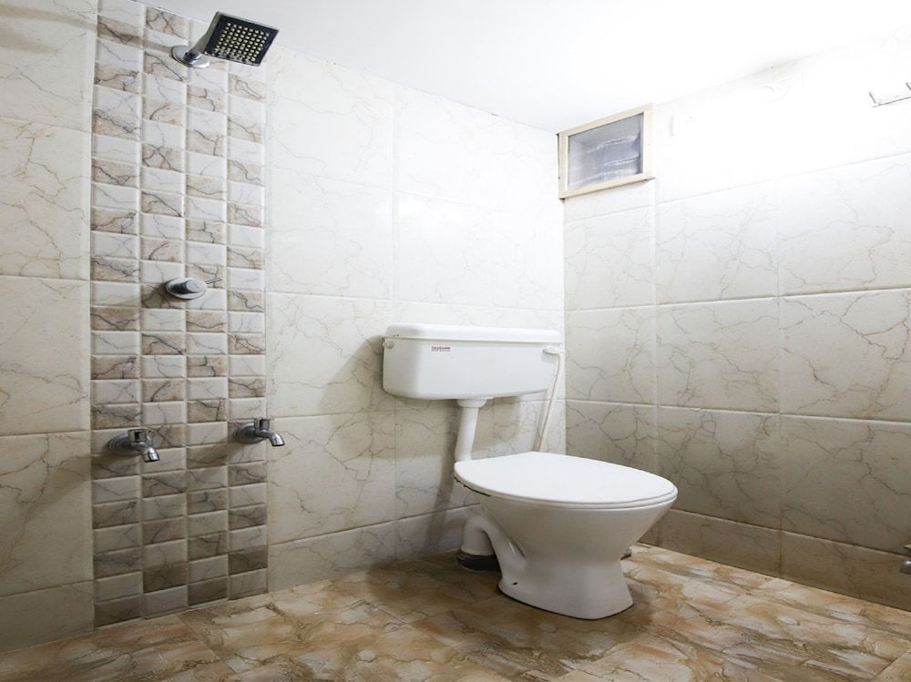 SPOT ON 49840 Hotel Kamal Darshan Room 15