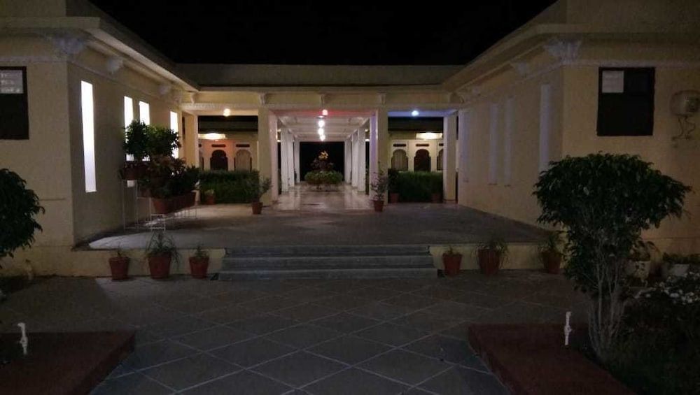 Rasik Priya Resort