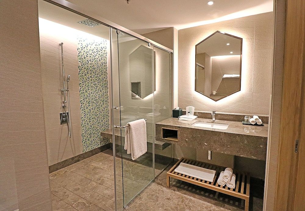 Holiday Inn Chandigarh Zirakpur, an IHG Hotel Standard Room, 1 King Bed 8