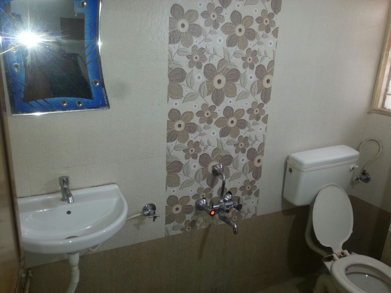 Comfort Triple AC Room