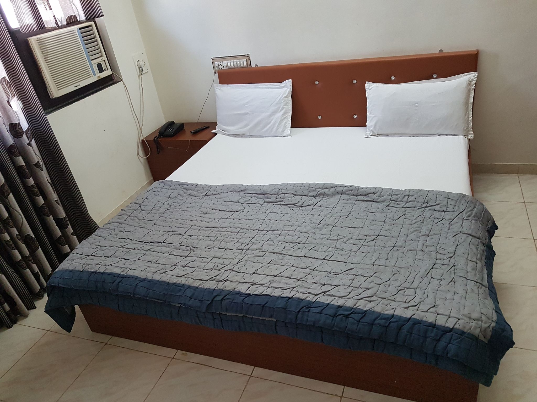 Comfort Double AC Room
