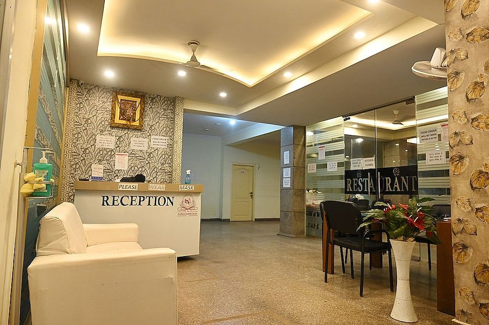 Reception hall
