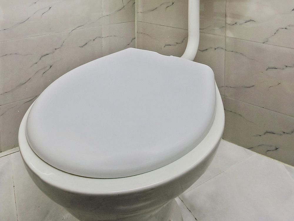 OYO 12767 Hotel Grand Chinar Deluxe Double or Twin Room, 1 King Bed 5