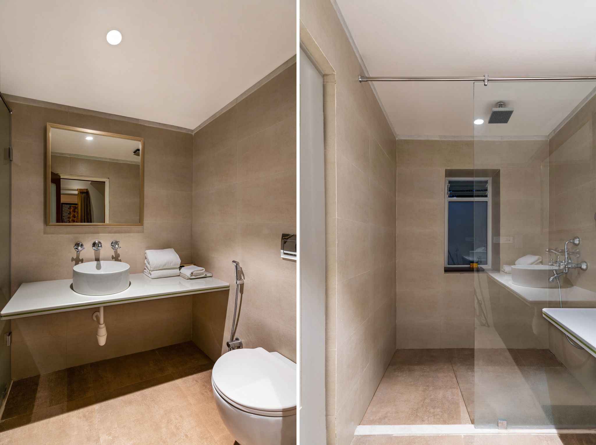  Heritage Lake View Junior Suite with Balcony (Shared Balcony)