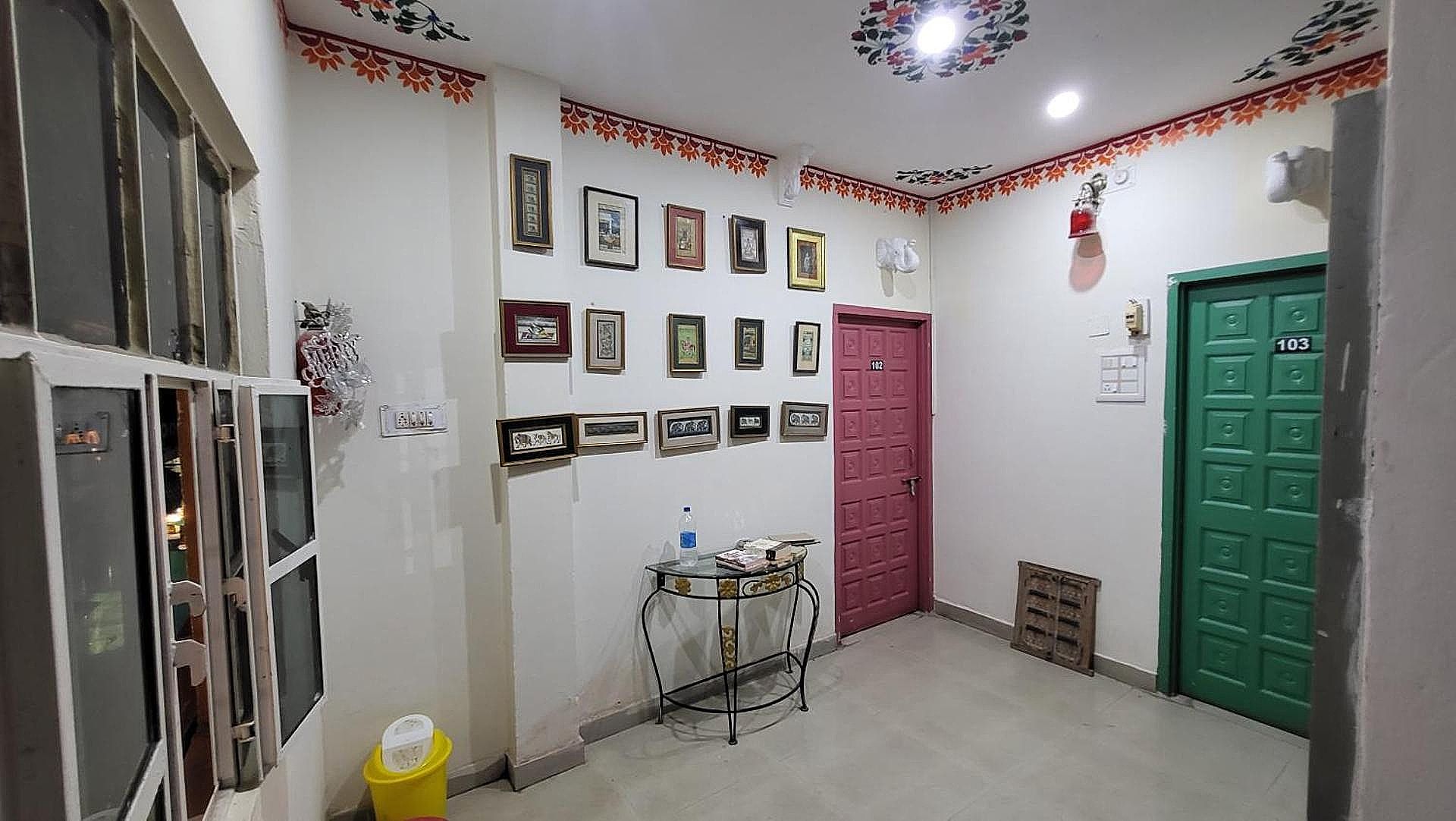 OYO Flagship 22901 Hotel Hanuman Ghat