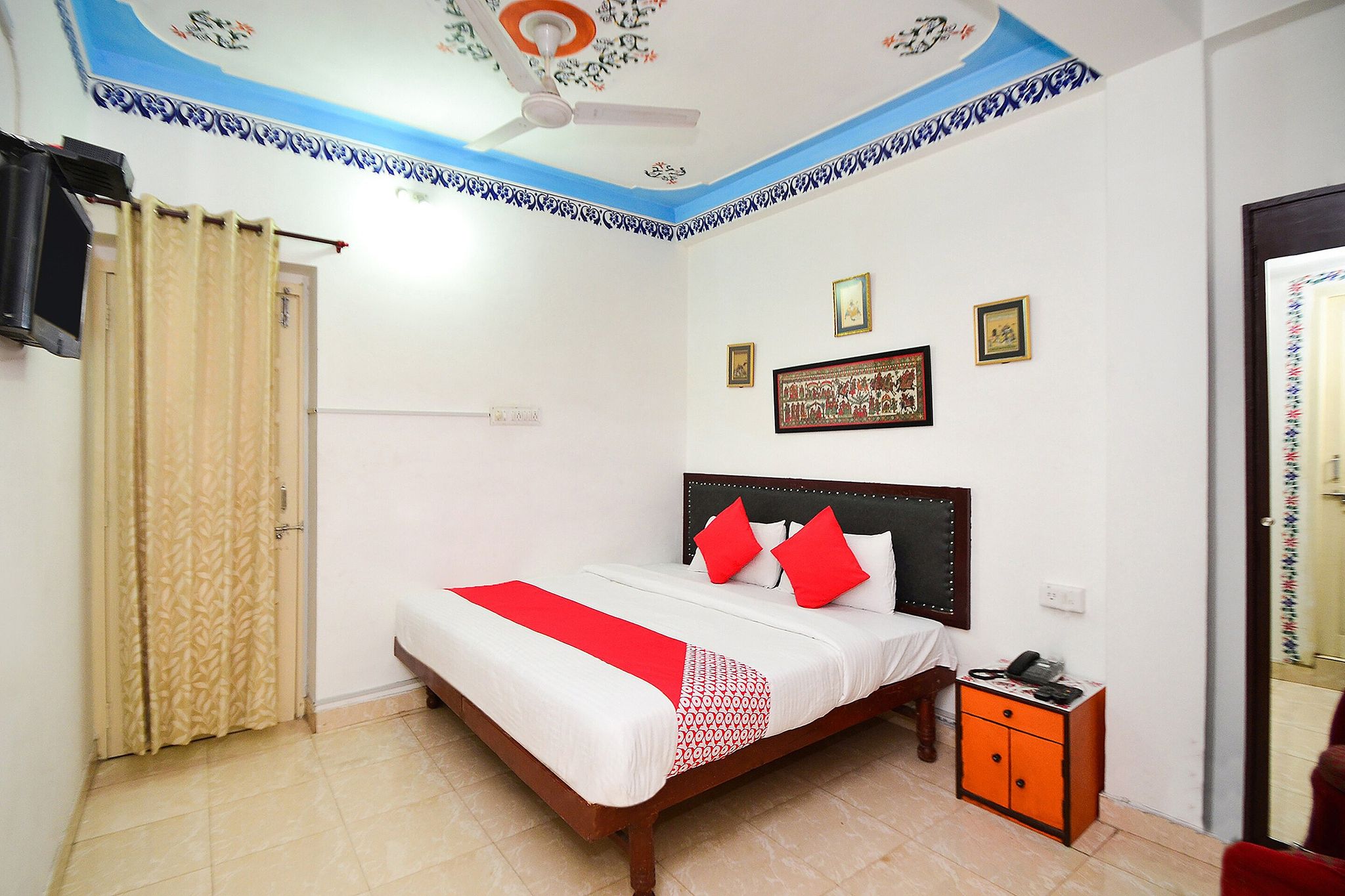 OYO Flagship 22901 Hotel Hanuman Ghat