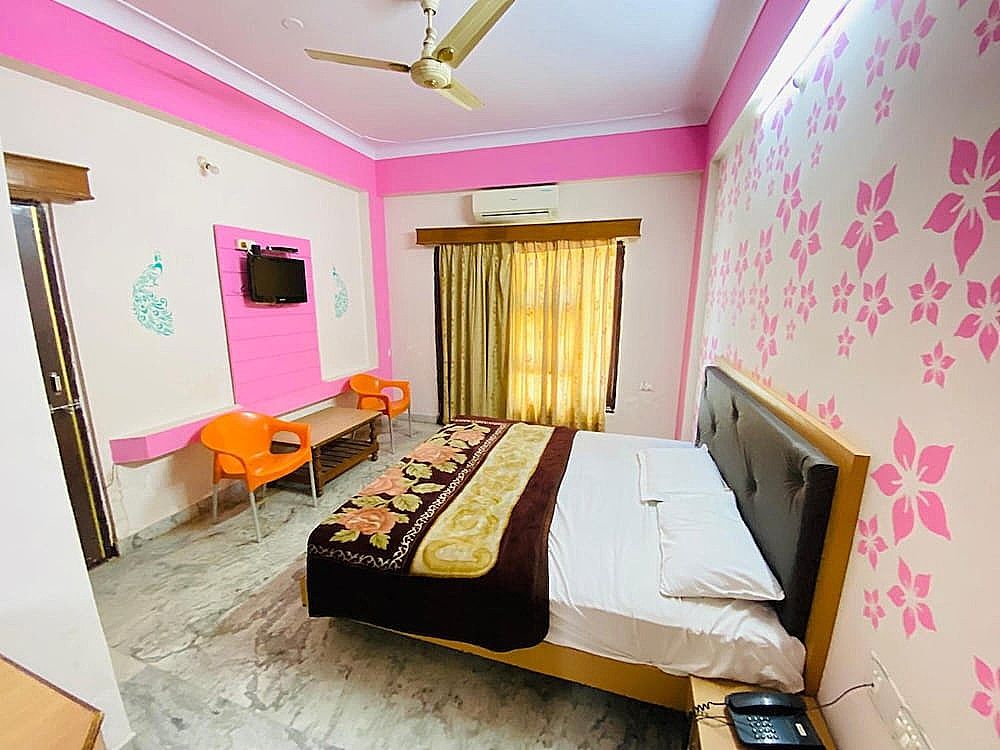 undefined Hotel Ashwin 8